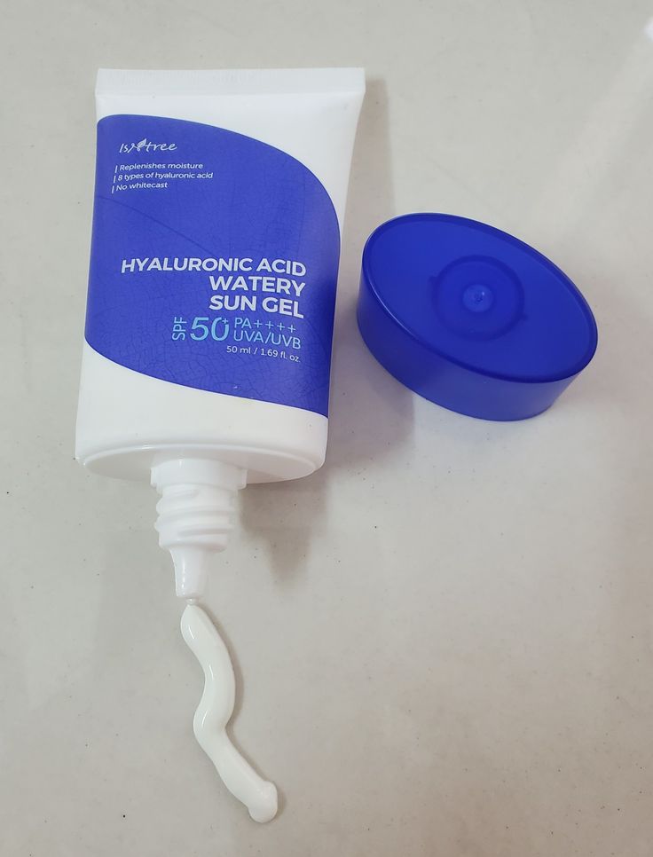 Isntree - Hyaluronic Acid Watery Sun Gel